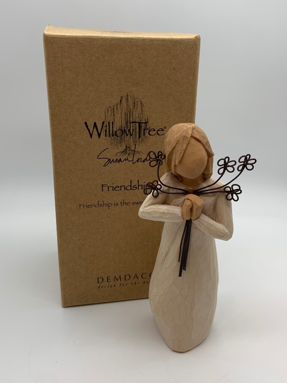 Vintage Willow Tree Friendship Figurine Demdaco Susan Lordi 2004 New in Box